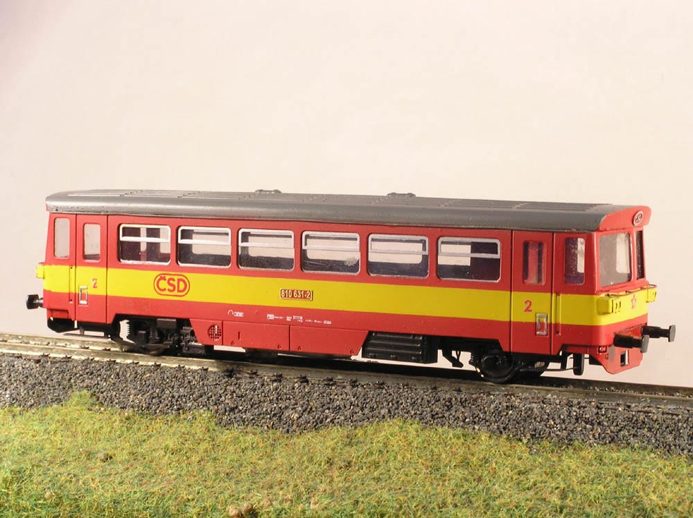 Motorový vůz 810 631-2 HO kompletní