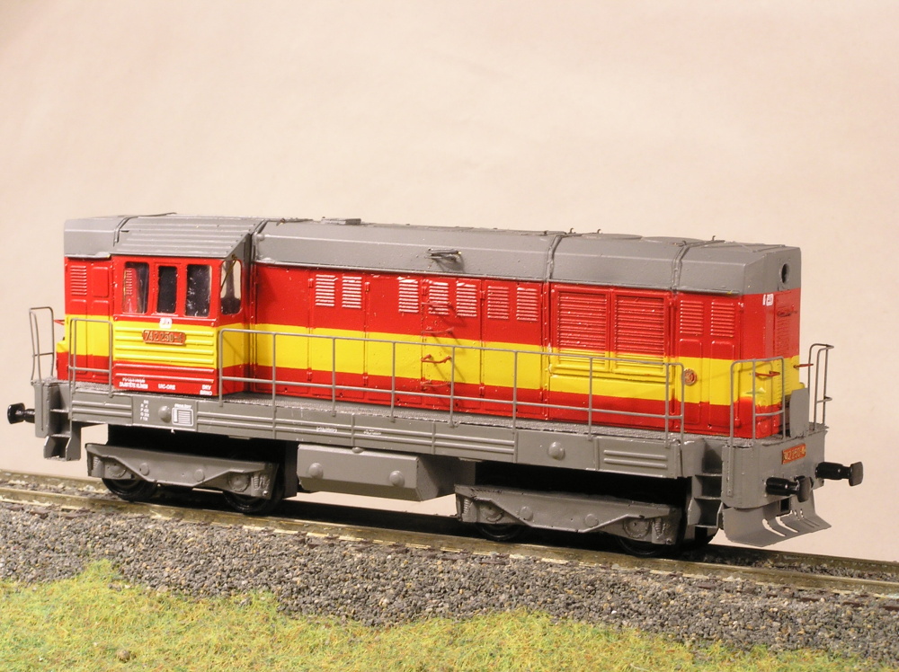 Motorová lokomotiva 742 250-4 HO maketa