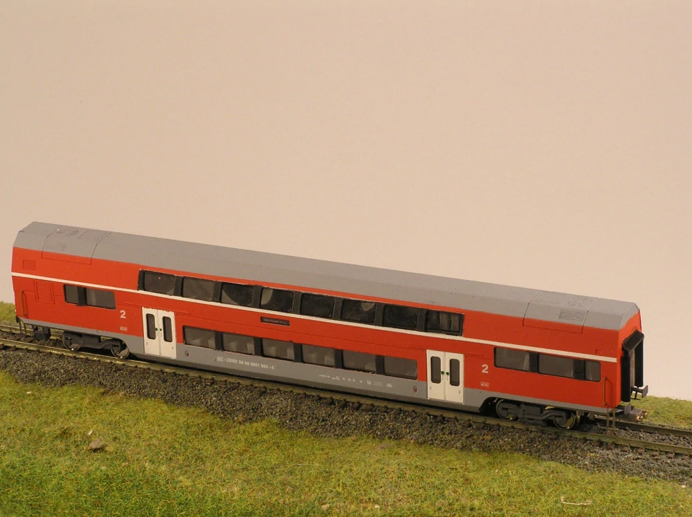 El. motorová jednotka 951 002 TT maketa
