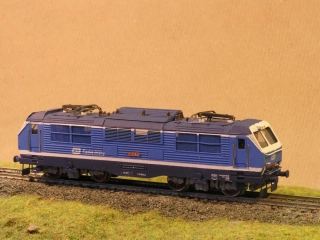 Elektrická lokomotiva 151 020-5 TT maketa 