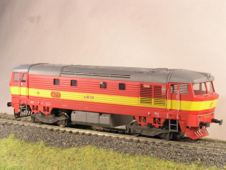 Motorová lokomotiva 751 185-0 HO maketa 