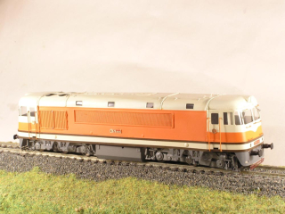 Motorová lokomotiva T678.0014 HO maketa 