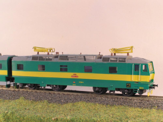 El. lokomotiva E479.1063+4 HO maketa