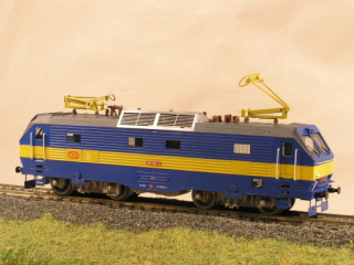Elektrická lokomotiva 350 007-1 HO maketa