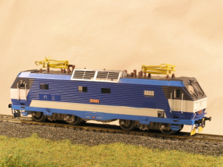 Elektrická lokomotiva 350 013-9 HO maketa