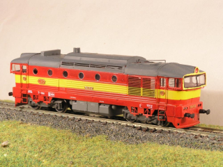 Motorová lokomotiva 753.211-2 TT maketa 