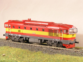 Motorová lokomotiva 754 044-6 N maketa 