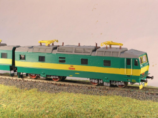 Elektrická lokomotiva E479.1063+4 TT maketa