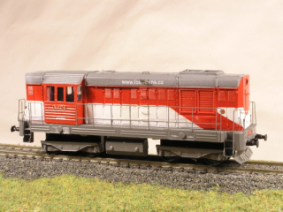 Motorová lokomotiva 742 627-3 TT maketa 