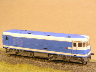 Motorová lokomotiva T698 002 TT maketa 