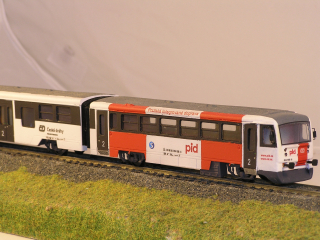 Motorová jednotka 814+914 TT maketa